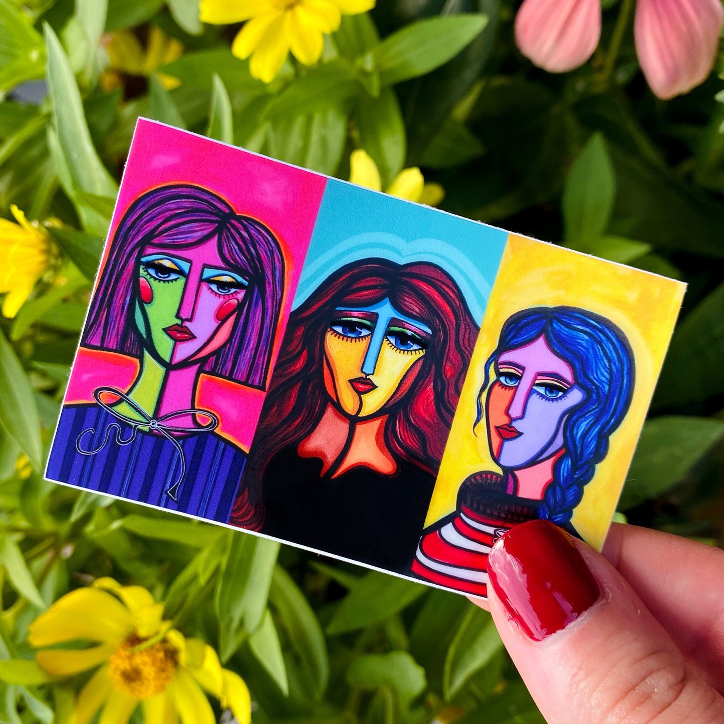 3 Femmes Dynamiques Vinyl Sticker | Abstract Face Art | Feminine Abstraction Collection